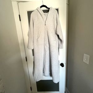 Barefoot Dreams Hooded Robe